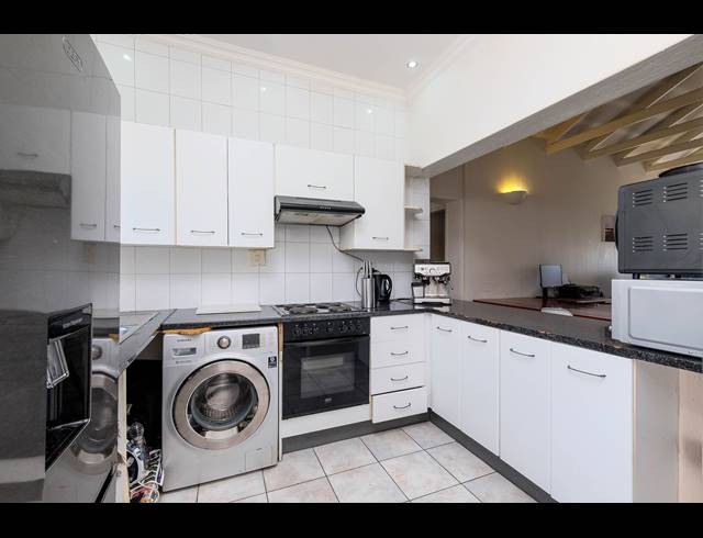 2 BEDROOM APARTMENT FOR SALE IN MORNINGSIDE